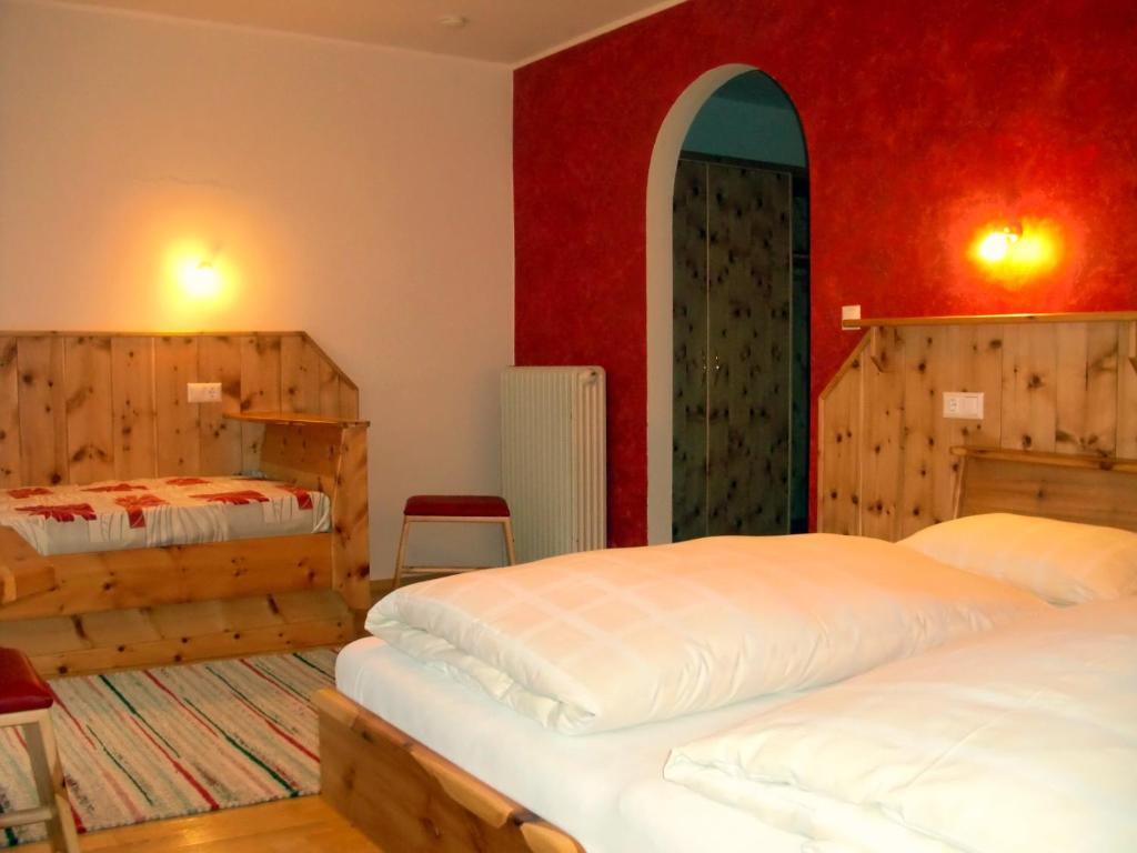Gasthof Post Krems in Kaernten Room photo